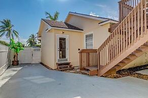Beautifully Renovated 5 Bedroom with Guest House 5 Home by RedAwning