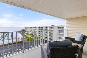 Thunder Island 133c 2 Bedroom Condo by RedAwning