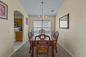 Family Ready In Gated Community Near Attractions 5 Bedroom Villa by Re