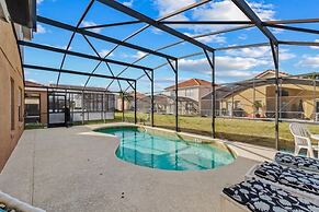 Family Ready In Gated Community Near Attractions 5 Bedroom Villa by Re