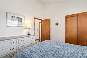 Kathy's Korner - Pet Friendy With Large Deck! 3 Bedroom Home