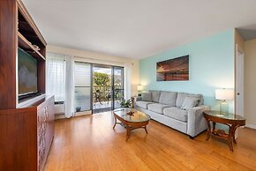 Kihei Akahi C202 2 Bedroom Condo by RedAwning