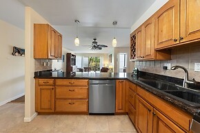 Kihei Akahi C202 2 Bedroom Condo by RedAwning