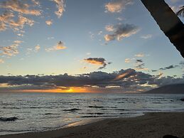 Kihei Akahi C202 2 Bedroom Condo by RedAwning