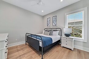 Beautiful 4 Bed, 4 Bath Home, Next to Pool & Beach