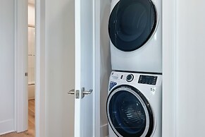 Beautiful 4 Bed, 4 Bath Home, Next to Pool & Beach