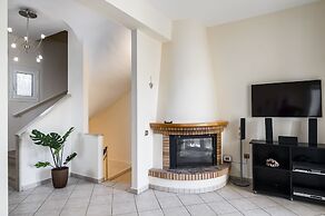 Villa Nina with Private Plunge Pool by Konnect, 5 km to Corfu Town