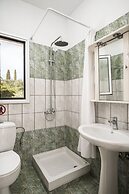 Villa Nina with Private Plunge Pool by Konnect, 5 km to Corfu Town