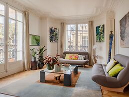 Paris Eugène Design Residence