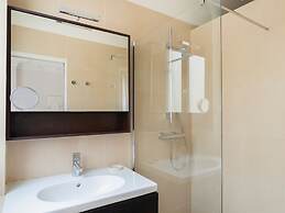 Paris Eugène Design Residence