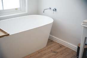 The Grand Hotel Robertson