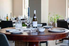 The Grand Hotel Robertson