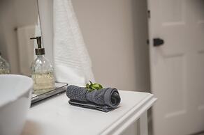 The Grand Hotel Robertson