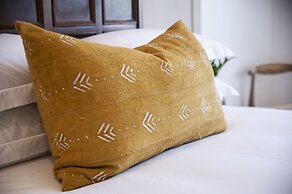 The Grand Hotel Robertson