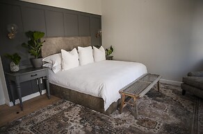 The Grand Hotel Robertson