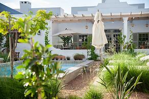 The Grand Hotel Robertson