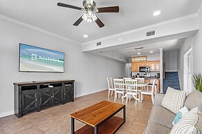 The Salty Fox with Pool