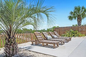 The Salty Fox with Pool