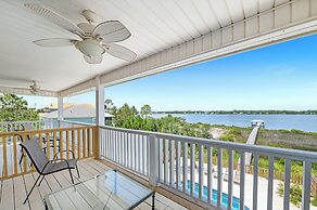 The Salty Fox with Pool