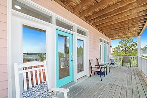 The Salty Fox with Pool