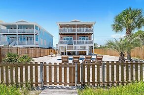 The Salty Fox with Pool