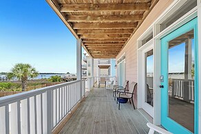 The Salty Fox with Pool