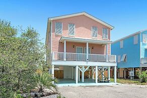 The Salty Fox with Pool