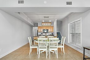 The Salty Fox with Pool