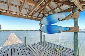 The Salty Fox with Pool