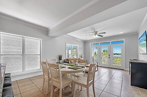 The Salty Fox with Pool