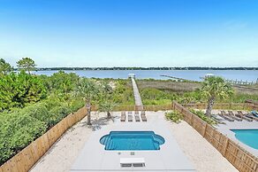 The Salty Fox with Pool