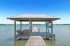 The Salty Fox with Pool