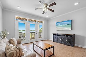 The Salty Fox with Pool