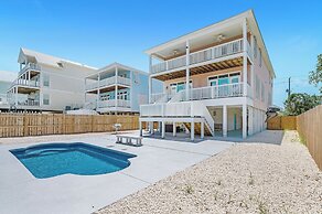 The Salty Fox with Pool