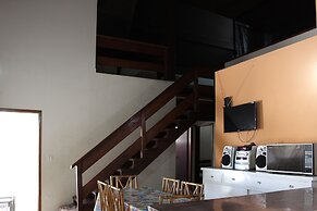 P003 Casa c 3 Dorm. Apenas 150m da Praia