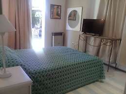 Holiday Home Dark Green House