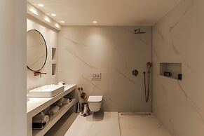 Numi Suites