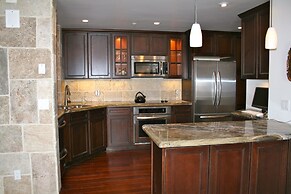 Amazing Luxury Ocean Front Hamilton Cove Villa W/electric Cart