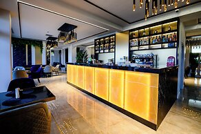 ELITTE INN & SUITES