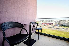 ELITTE INN & SUITES