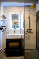 ELITTE INN & SUITES