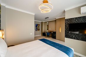 ELITTE INN & SUITES