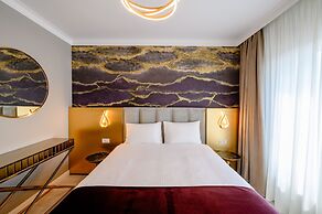 ELITTE INN & SUITES