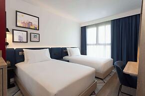 Hampton By Hilton Malaga Martiricos
