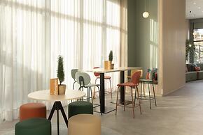 Hampton By Hilton Malaga Martiricos