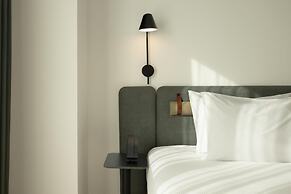 Hampton By Hilton Malaga Martiricos