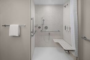 Embassy Suites By Hilton Madison Downtown