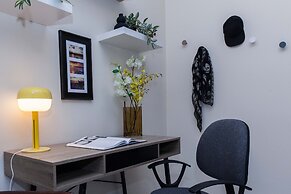 Boutique Stylish 1 Bd Apt in Patisia