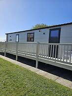 Premium 2 Bedroom Caravan With Free Wifi