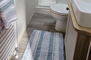 Premium 2 Bedroom Caravan With Free Wifi